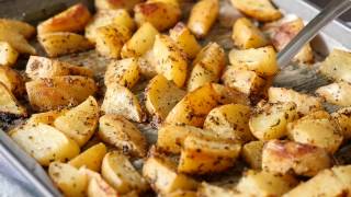 Greek Lemon Garlic Roasted Potatoes [upl. by Shute43]