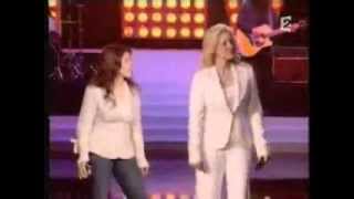 Sylvie Vartan amp Isabelle Boulay  Par amour par pitié live [upl. by Tnemelc]