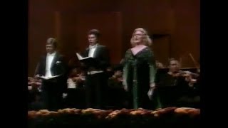 Anna Bolena Giudici ad Anna  Joan Sutherland  Avery Fischer Hall  1985 [upl. by Ashleigh]